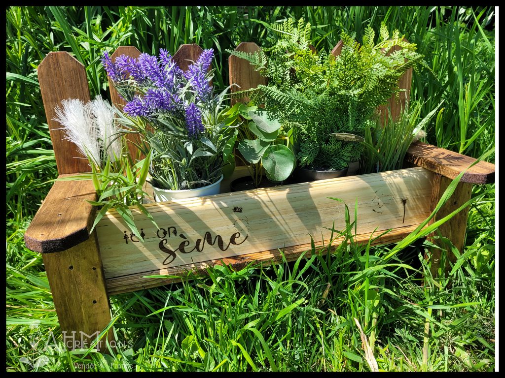 Jardiniere Banc • 49.00€ • © AHM Créations